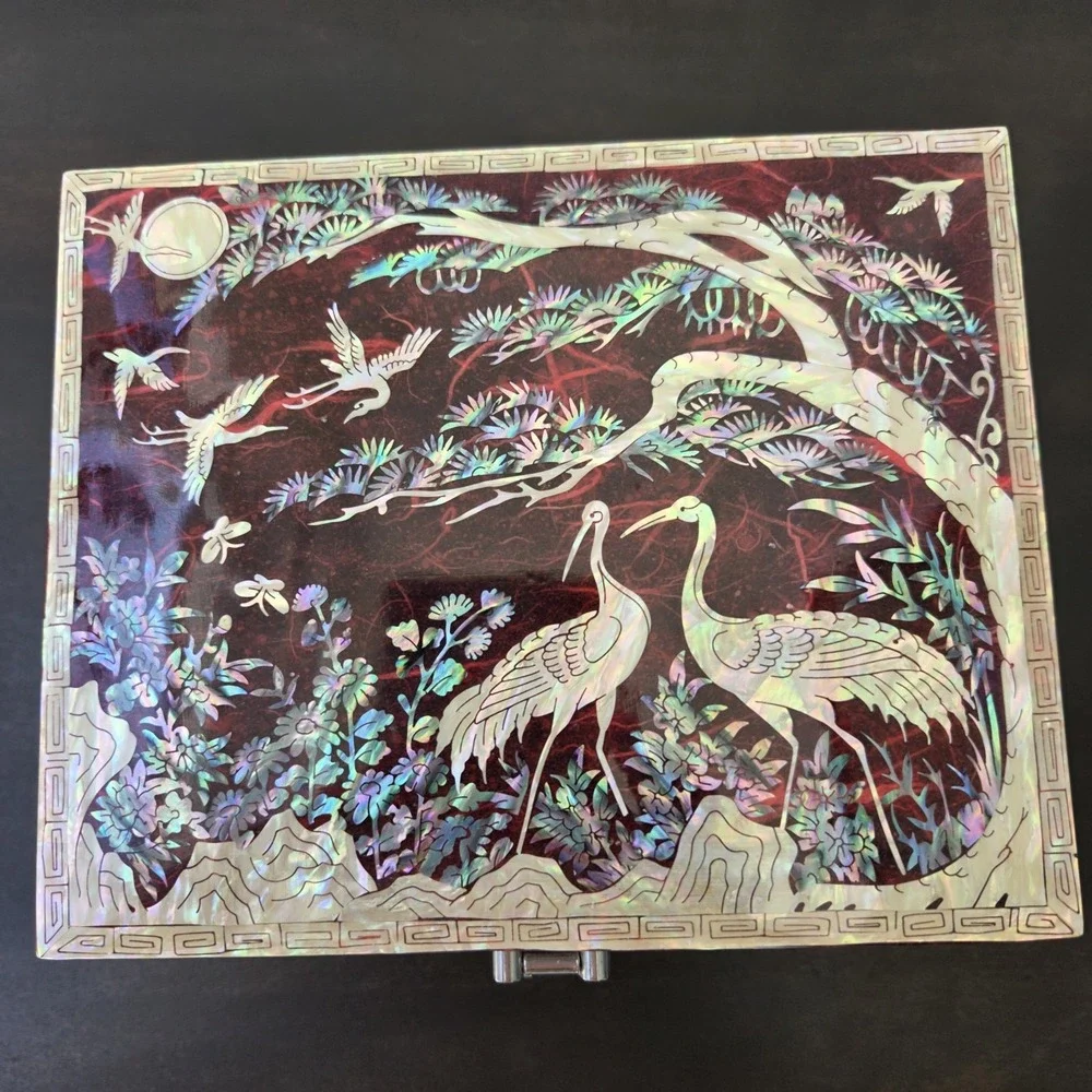 Korean Najeon Chilgi Lacquer Jewelry/Music Box With Mother Of Pearl Crane Motif